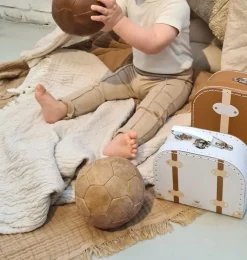 BamBam voetbal voor baby / vintage lederlook