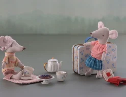 Maileg Afternoon treat madelaine blue / thee set