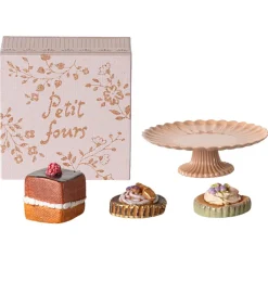 Maileg cake en cakestandaard / petit fours
