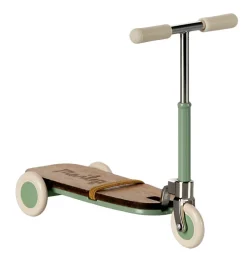 Maileg kickboard voor de muisjes / mintgroen