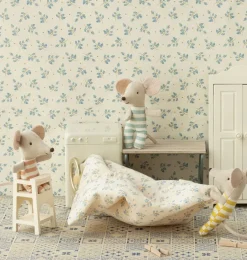 Maileg kinderstoel voor de muisjes / off white