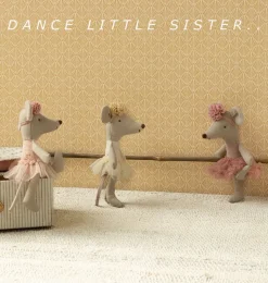 Maileg little sister ballerina muis / off white