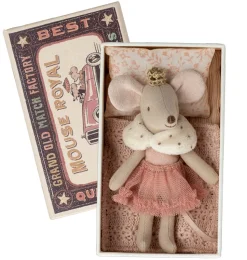 Maileg Little Sister muis prinses in luciferdoos met beddengoed