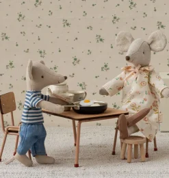 Maileg set tafel met twee stoelen voor de muisjes / dark powder