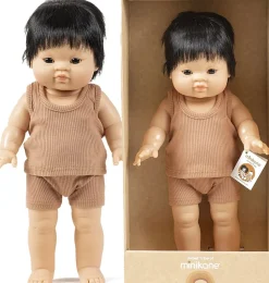 Minikane / Paola Reina Gordi pop Jude Lu00e9o met ondergoed