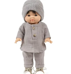 Minikane Gordi poppen en Bambinis grijze gebreide muts Marius