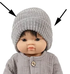 Minikane Gordi poppen en Bambinis grijze gebreide muts Marius