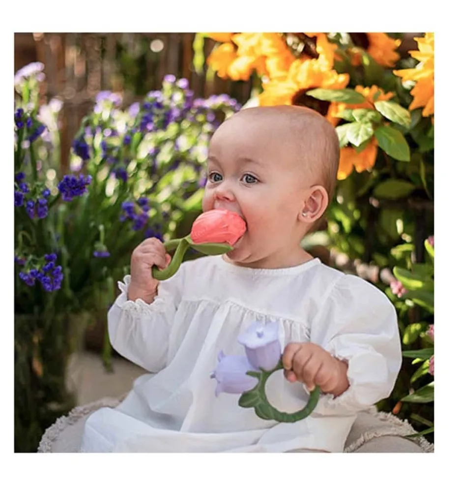 Oli and Carol Theo tulp badspeeltje / bijtspeeltje