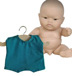 Paolo Reina Peque pop jongen Aziatisch met Minikane babypakje